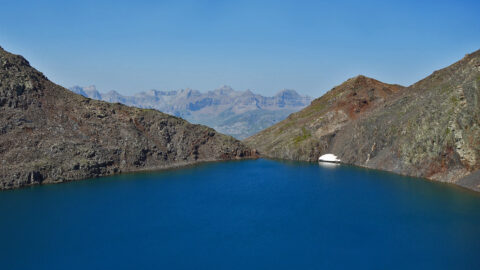 Bergsee IbĂłn de Tebarray am GR11